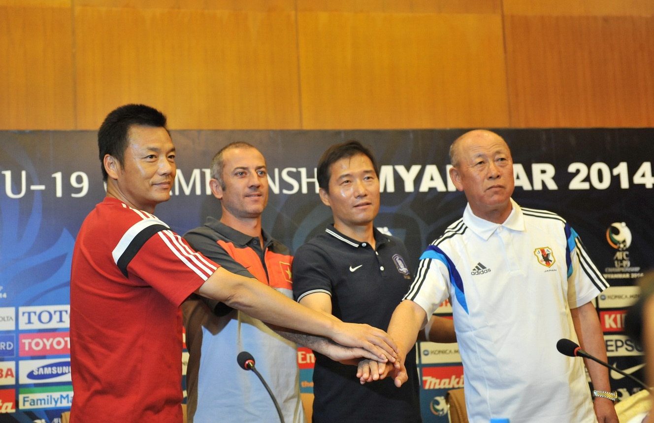 AFC luu y ban huan luyen U19 Viet Nam ve ban do hinh anh