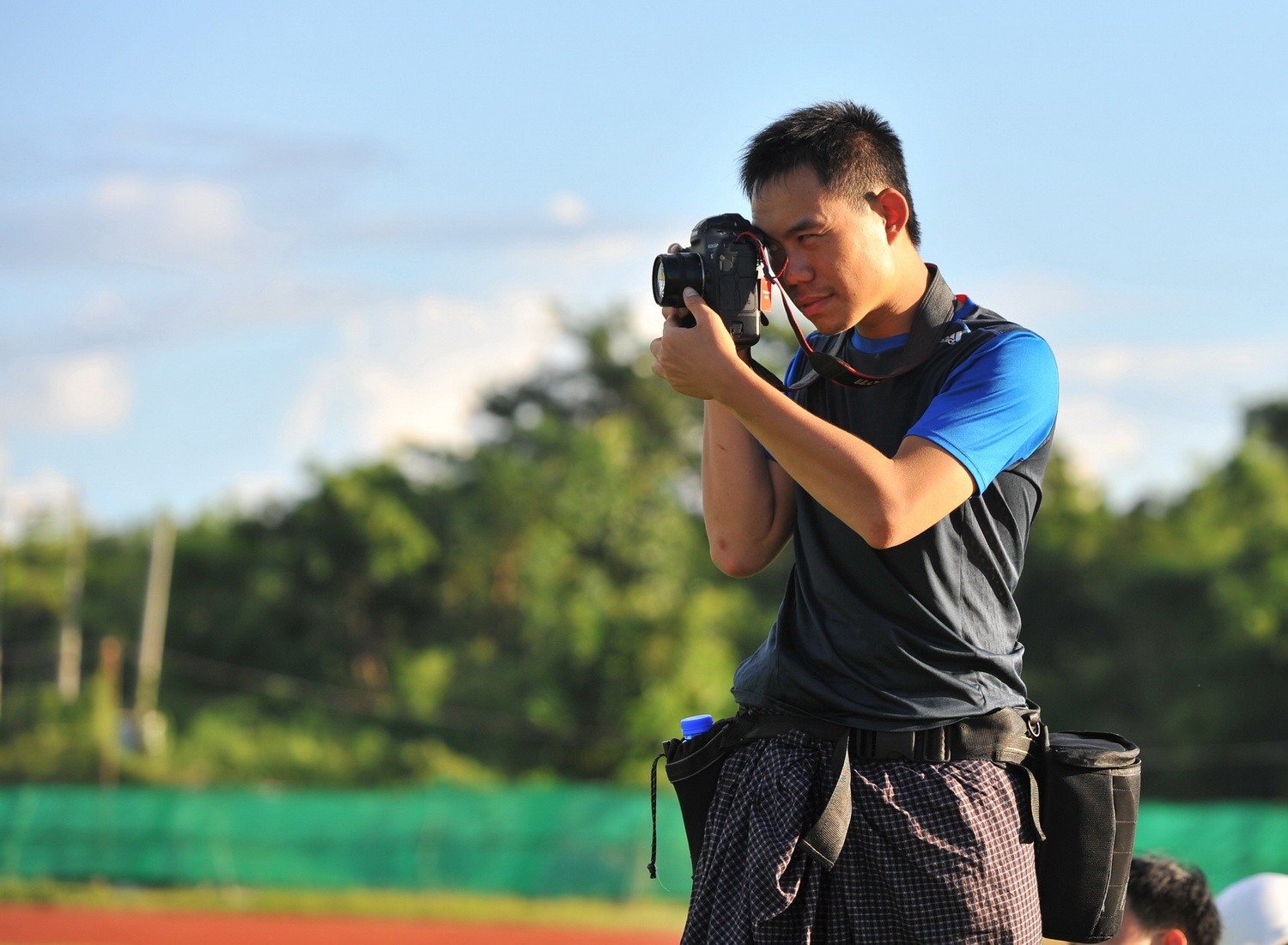 Phong vien Trung Quoc dot nhap xem buoi tap cua U19 Viet Nam hinh anh