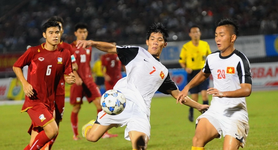 5 diem nong trong tran U19 HAGL doi dau U21 Viet Nam hinh anh