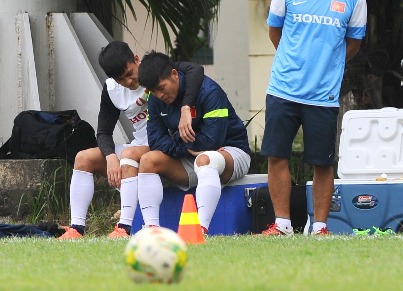 Cong Vinh dong vien tien ve co nguy co bi loai khoi DTVN hinh anh