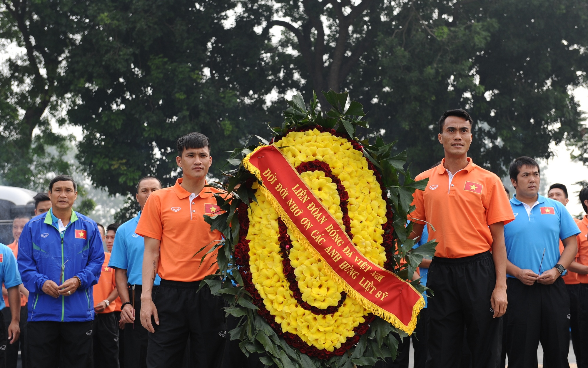 Tuyen thu Viet Nam dang huong tai nha tuong Giap hinh anh