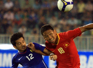 Viet Nam thua Philippines 10 bac tren bang xep hang FIFA hinh anh