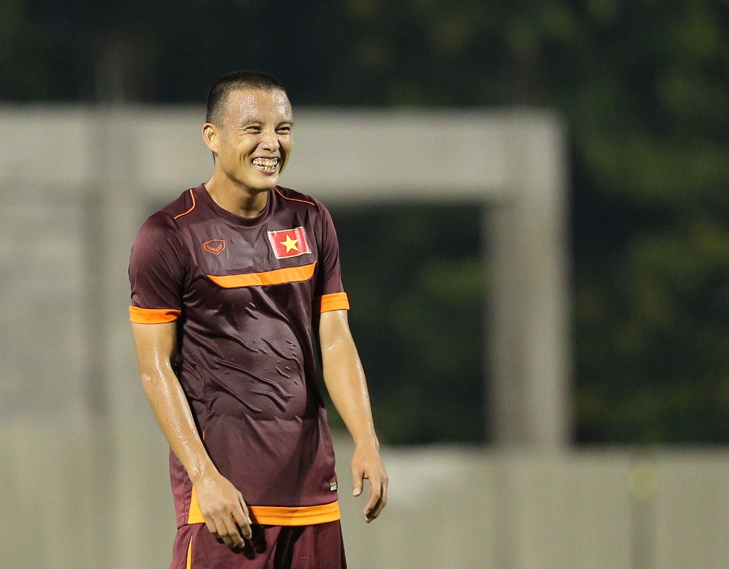 Hậu vệ Văn Biển cũng sẽ được tin tưởng đá thay vị trí hậu vệ phải của Xuân Thành đang gặp phải chấn thương dây chằng.