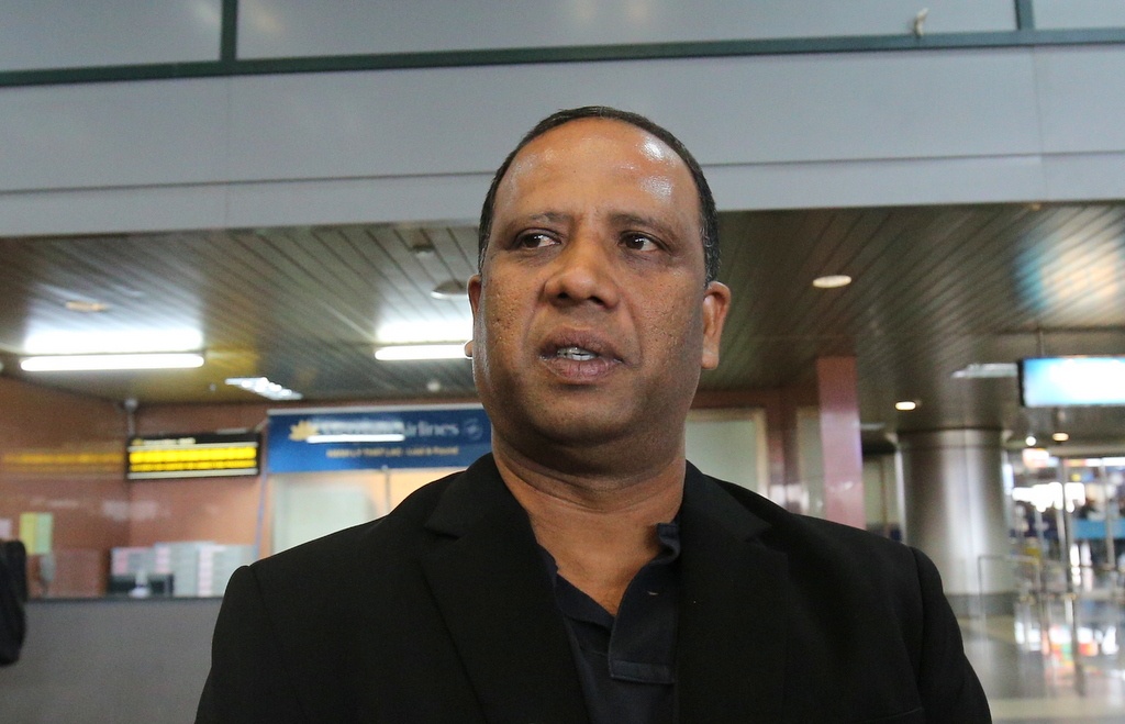 HLV Malaysia: 'CDV chung toi khong qua khich' hinh anh