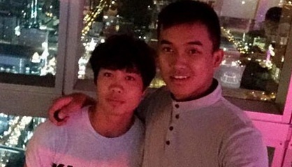 Cau thu HAGL don Giang sinh o toa thap cao nhat Thai Lan hinh anh