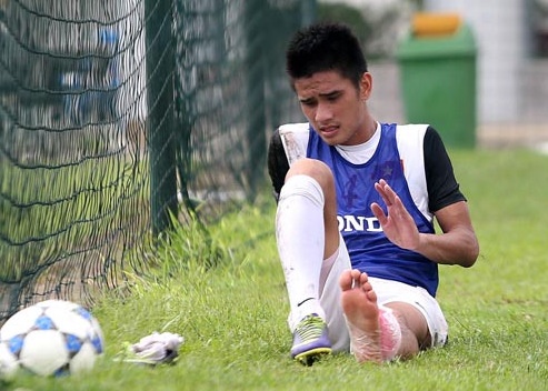 Trung ve DTVN lo tran tranh Sieu cup Quoc gia vi chan thuong hinh anh