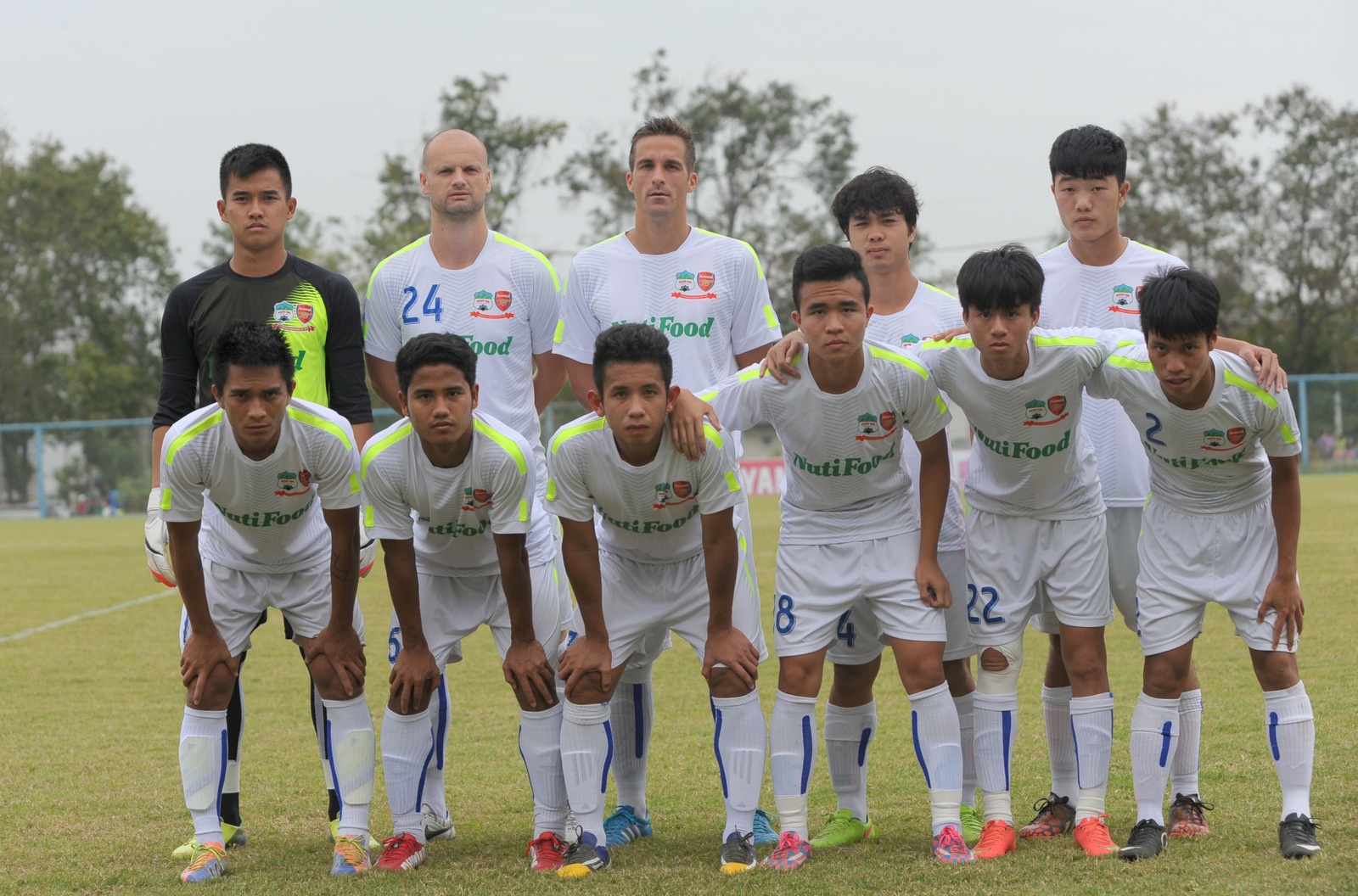 HAGL dung doi du bi cham tran tan binh Thai League hinh anh