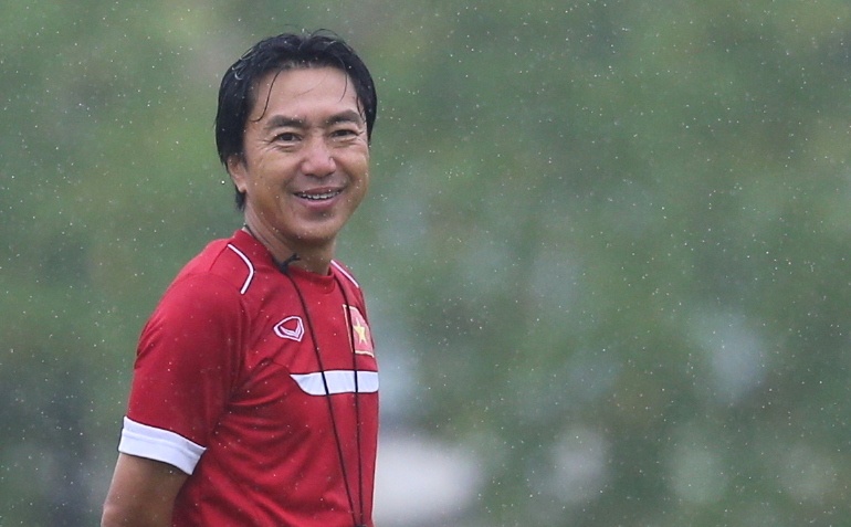 HLV Miura cho Cong Phuong toa sang o tran khai man V.League hinh anh