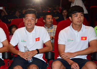 Cong Phuong, Dong Trieu duoc moi dong quang cao hinh anh