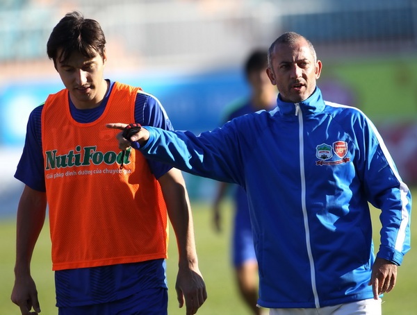 Vong 5 V.League: HAGL va Da Nang deu khung hoang ngoai binh hinh anh