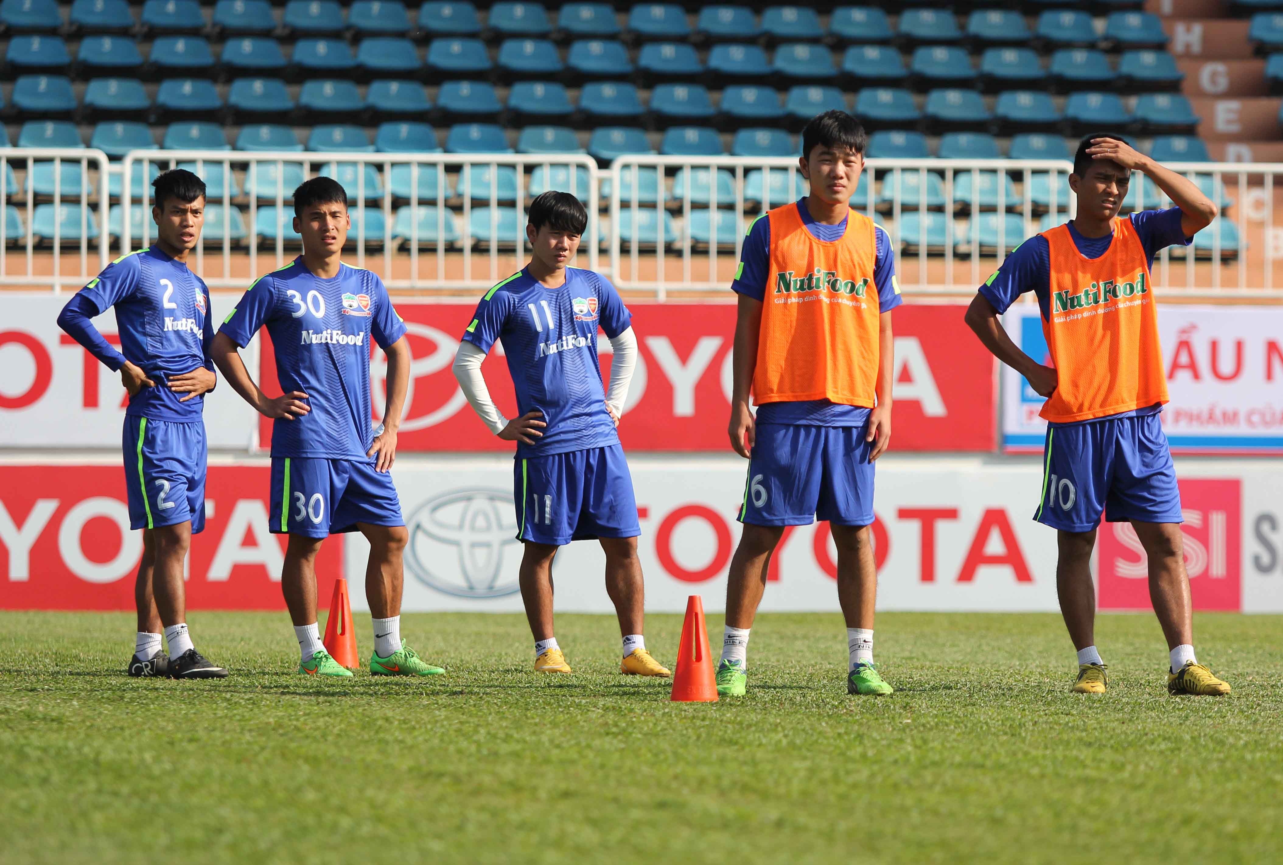 Chiều nay, CLB HAGL đã di chuyển lên thành phố Pleiku để có buổi tập trên sân chính trước trận đấu gặp SHB Đà Nẵng vào lúc 17h ngày mai (25/1).
