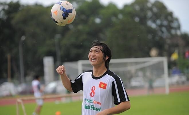 Chang trai dac biet o U19 hinh anh