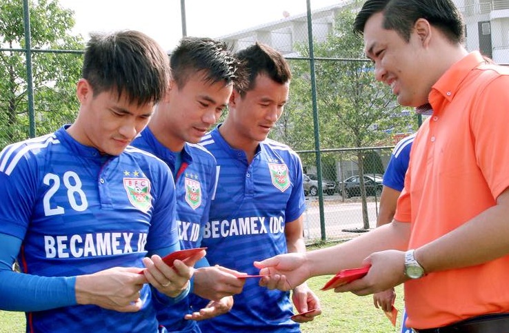 Cong Vinh nhan li xi may man truoc ngay da Cup C1 chau A hinh anh