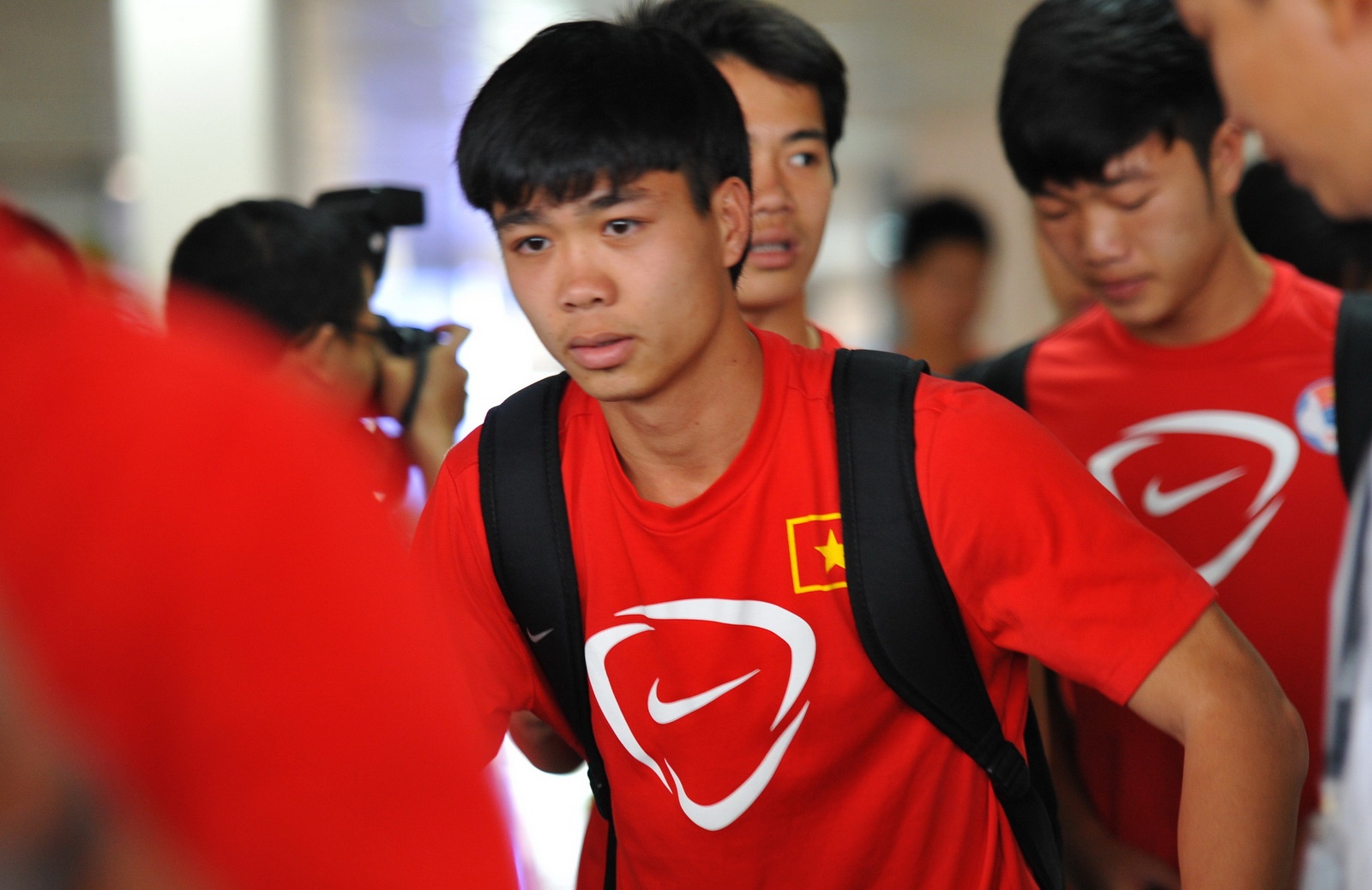 Ngay mai, cau thu Olympic Viet Nam dien kien HLV Miura hinh anh