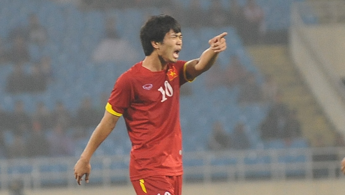 Cong Phuong tuc gian trong tran thang cua Olympic Viet Nam hinh anh