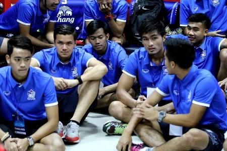 Với cầu thủ Thái Lan thì 