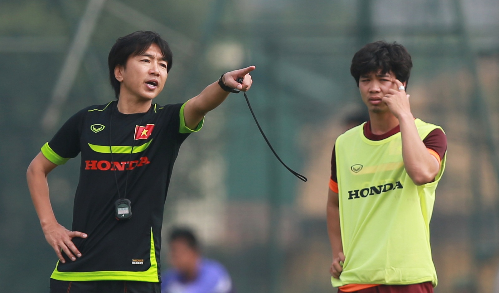 HLV Miura khong buong World Cup du ban tranh tai o SEA Games hinh anh