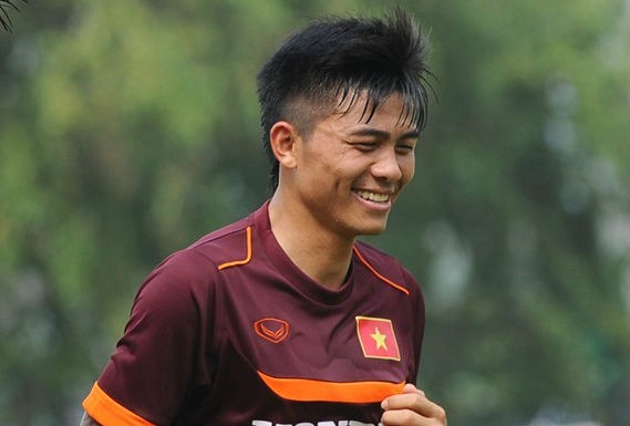 Hung 'xa ngang' chon Van Quyet gianh Qua bong vang 2014 hinh anh