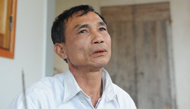 Bo Cong Phuong khong duoc vao san xem con trai thi dau hinh anh