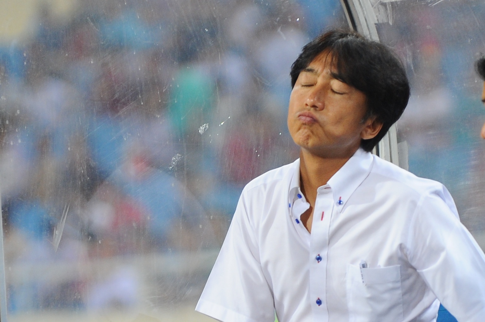 Miura nhan mat khi Hong Quan, Cong Phuong lo co hoi ghi ban hinh anh