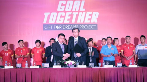 Cau thu U23 Viet Nam duoc tang xe may neu vo dich SEA Games hinh anh