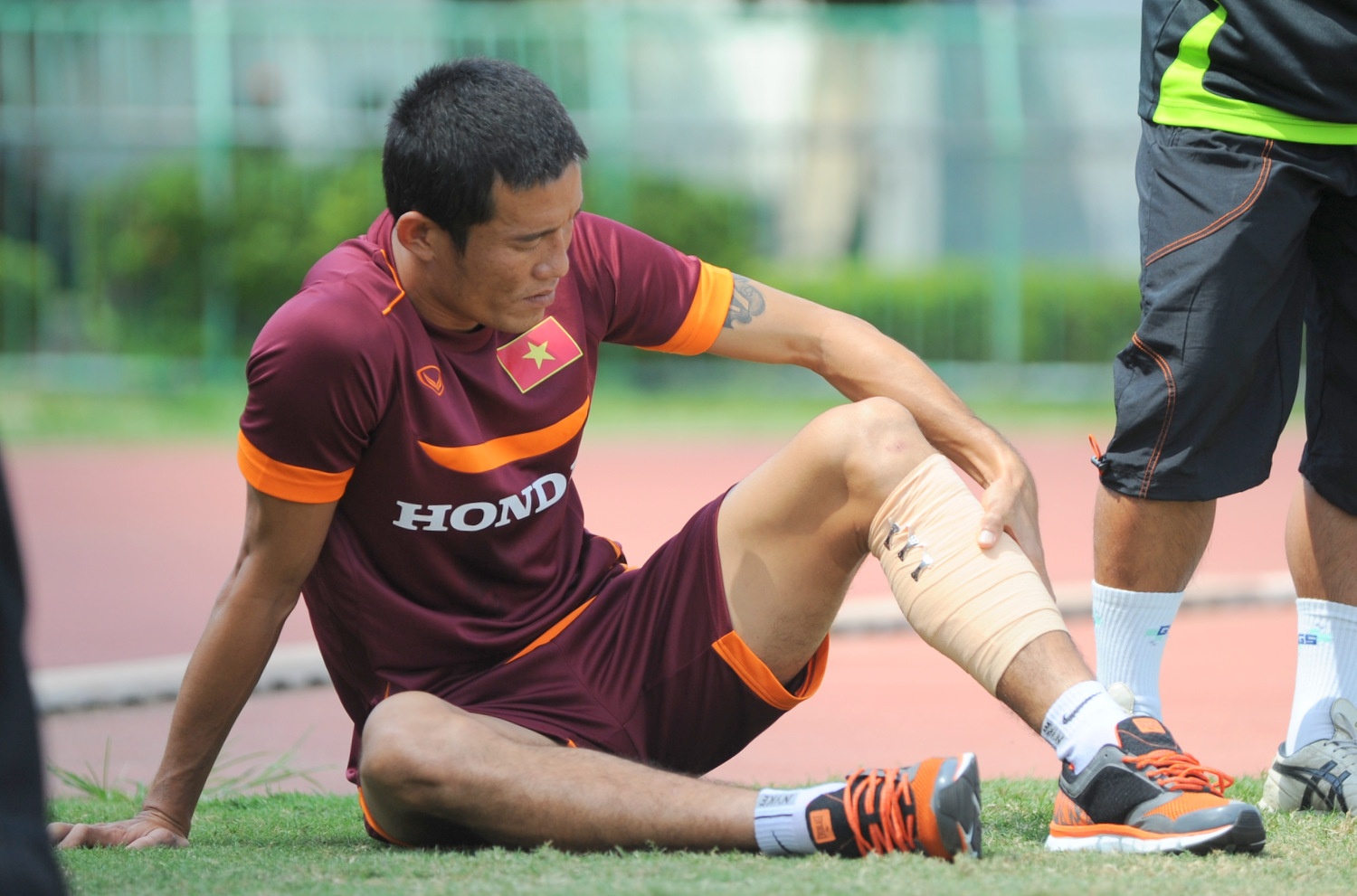 HLV Miura mat trung ve thep truoc cuoc so tai voi Thai Lan hinh anh