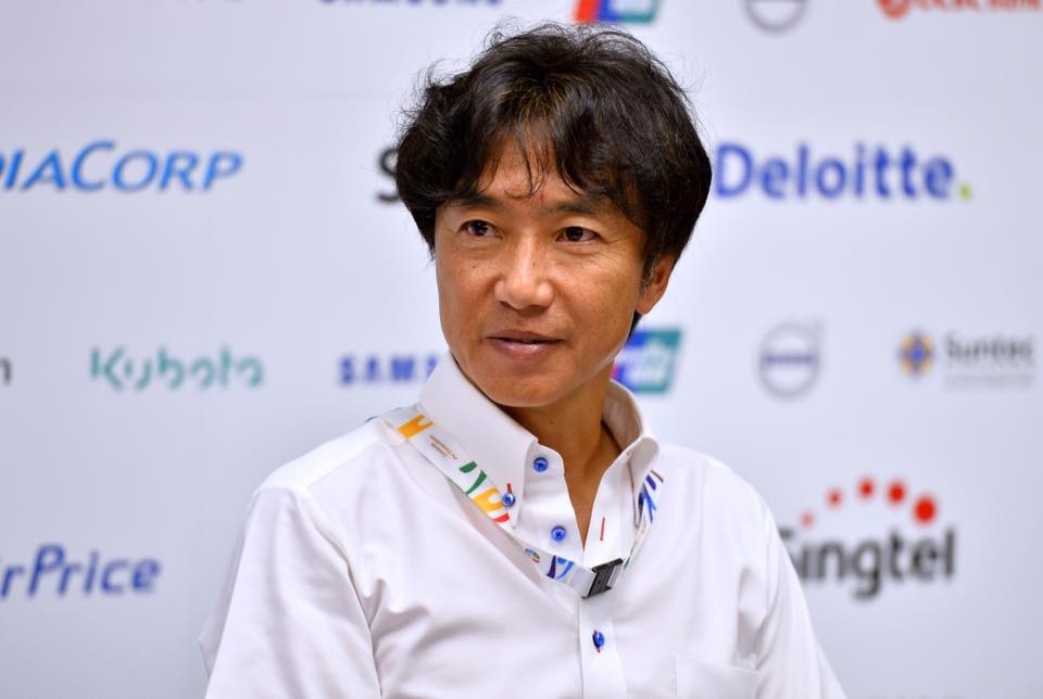 Miura mong nguoi ham mo hai long voi tam HCD cua U23 VN hinh anh