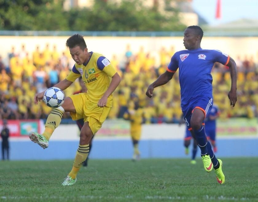 Quang Ninh thang sat nut SLNA trong tran cau bi mat dien hinh anh