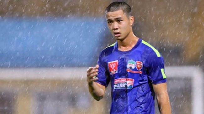 Cong Phuong chua quan tam toi loi moi tu 2 CLB Australia hinh anh