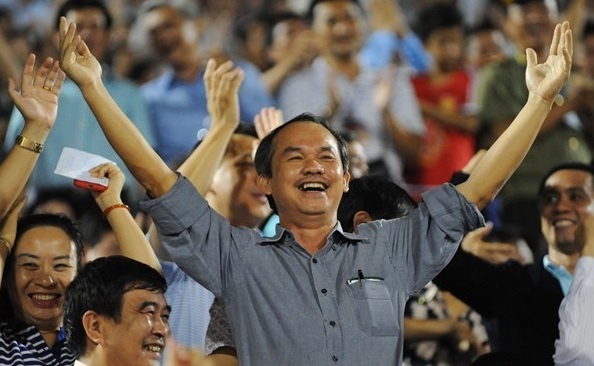 Bau Duc thuong lon cau thu HAGL sau tran thang Binh Duong hinh anh