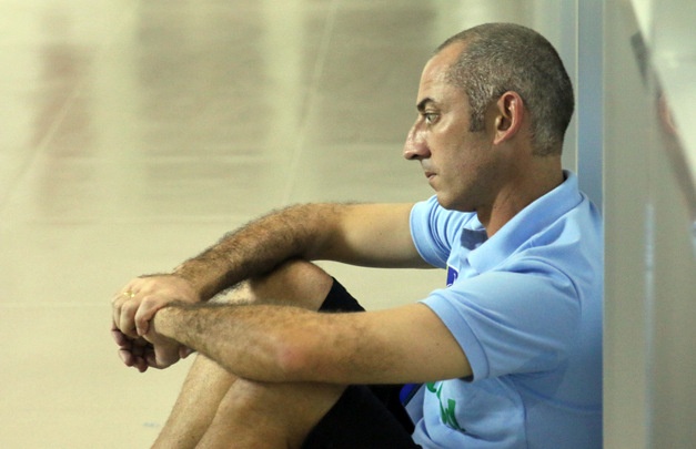 HAGL sa thai HLV Graechen hinh anh