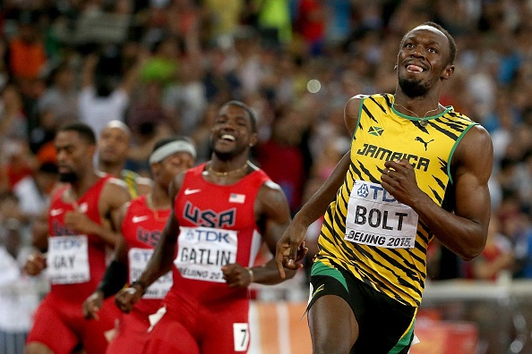 Man dua toc do ngoan muc cua Usain Bolt tren duong chay 100 m hinh anh