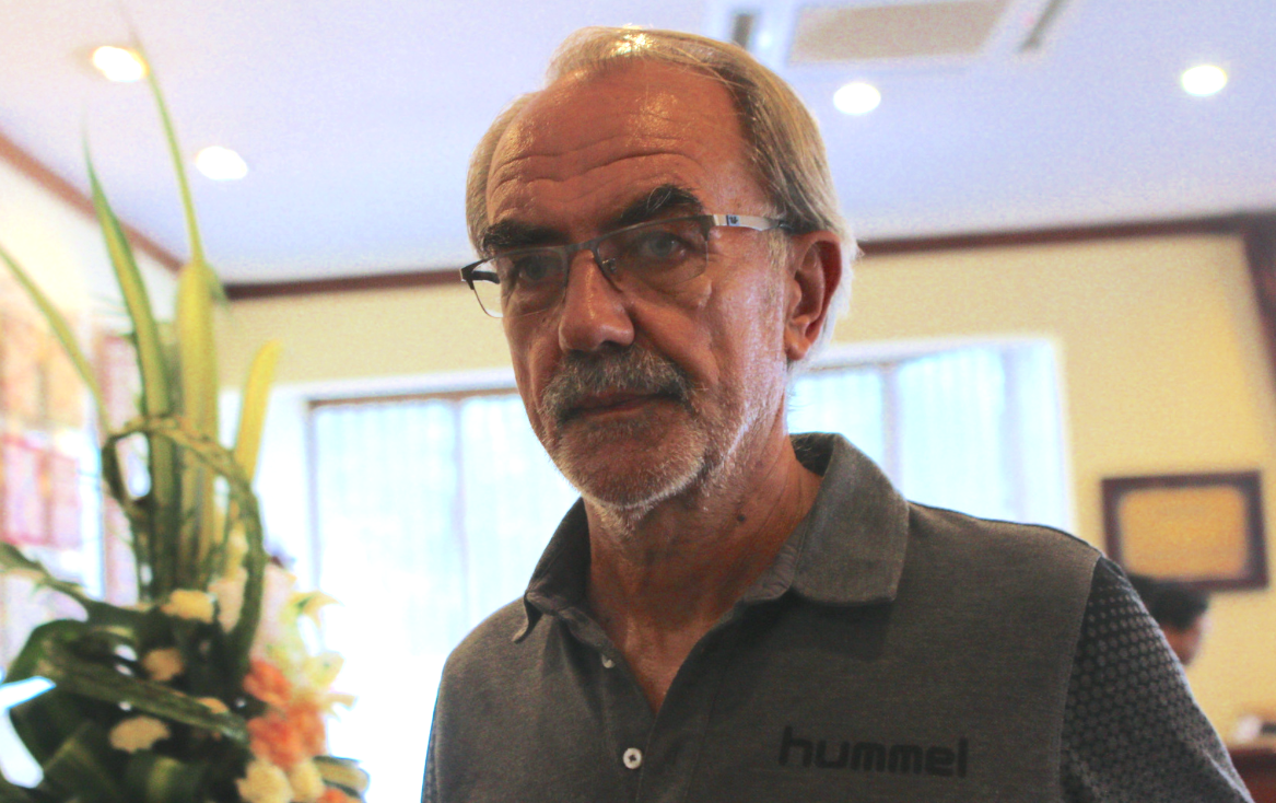 HLV truong Myanmar khen U19 VN la doi hang dau Dong Nam A hinh anh