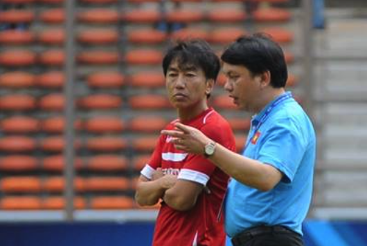 VFF danh gia cao nang luc HLV Miura hinh anh