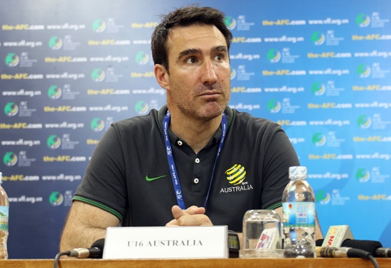 HLV Australia khen U16 Viet Nam la doi thu xung tam hinh anh
