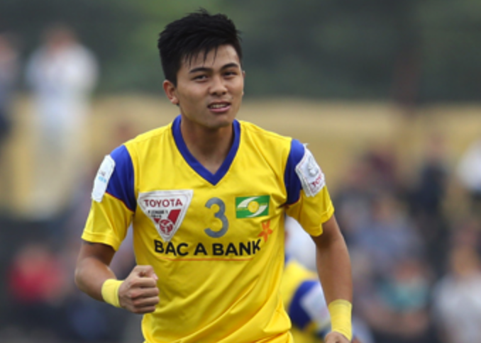 VFF dinh chi cuu tuyen thu quoc gia doi danh trong tai hinh anh