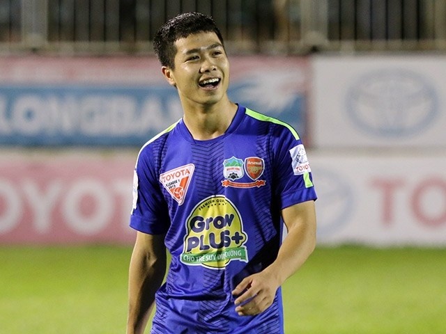 CLB Mito thang tran, Cong Phuong rong duong sang Nhat Ban hinh anh