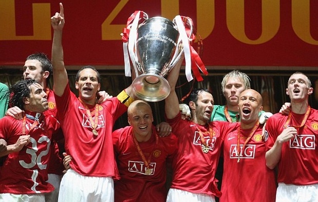 Wayne Rooney hoi tuong ky niem kho quen o Moscow 2008 hinh anh