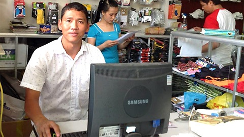 Anh Đức quản lý kinh doanh như những doanh nhân thực thụ .