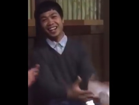 Cong Phuong tap dem bang tieng Nhat Ban hinh anh