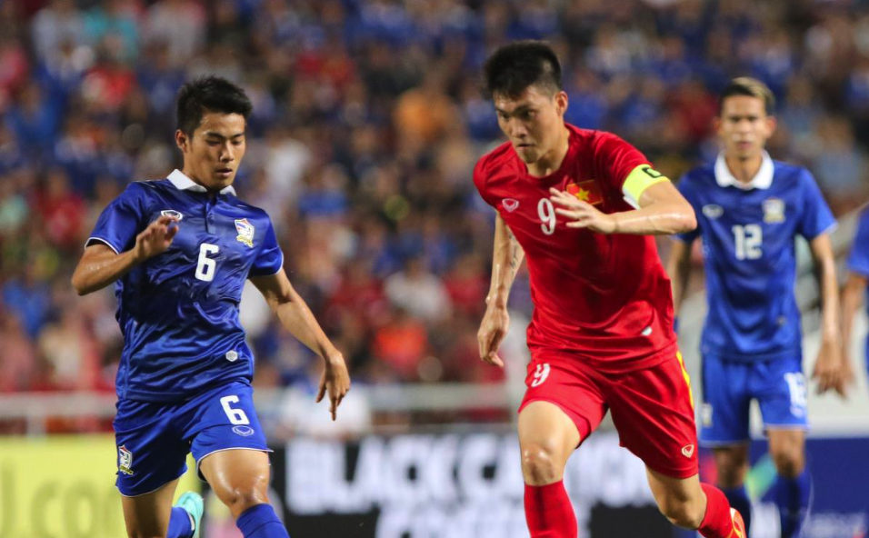 Viet Nam tang 2 bac tren BXH FIFA du thua Thai Lan hinh anh