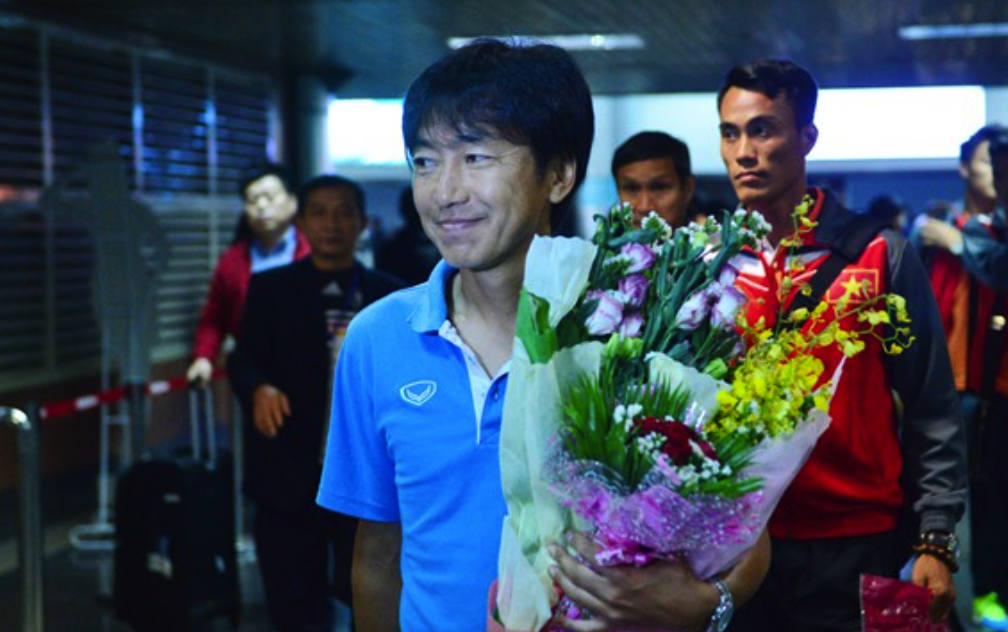HLV Miura tro lai Viet Nam tuyen quan cho doi U23 hinh anh