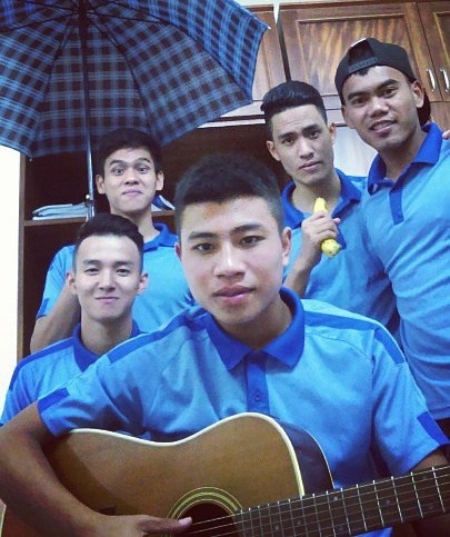 Trung ve HAGL tro tai danh dan truoc ngay du U21 quoc te hinh anh