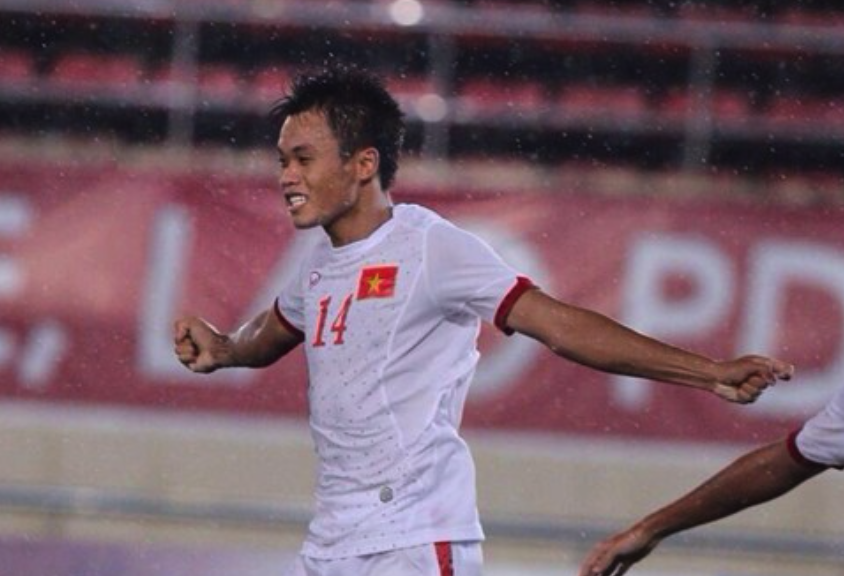 Tan binh U23 Viet Nam tung bi thay goi la ngua hoang hinh anh