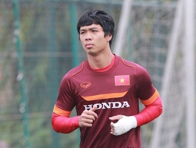 Vi sao Cong Phuong bang kin ban tay trong buoi tap? hinh anh