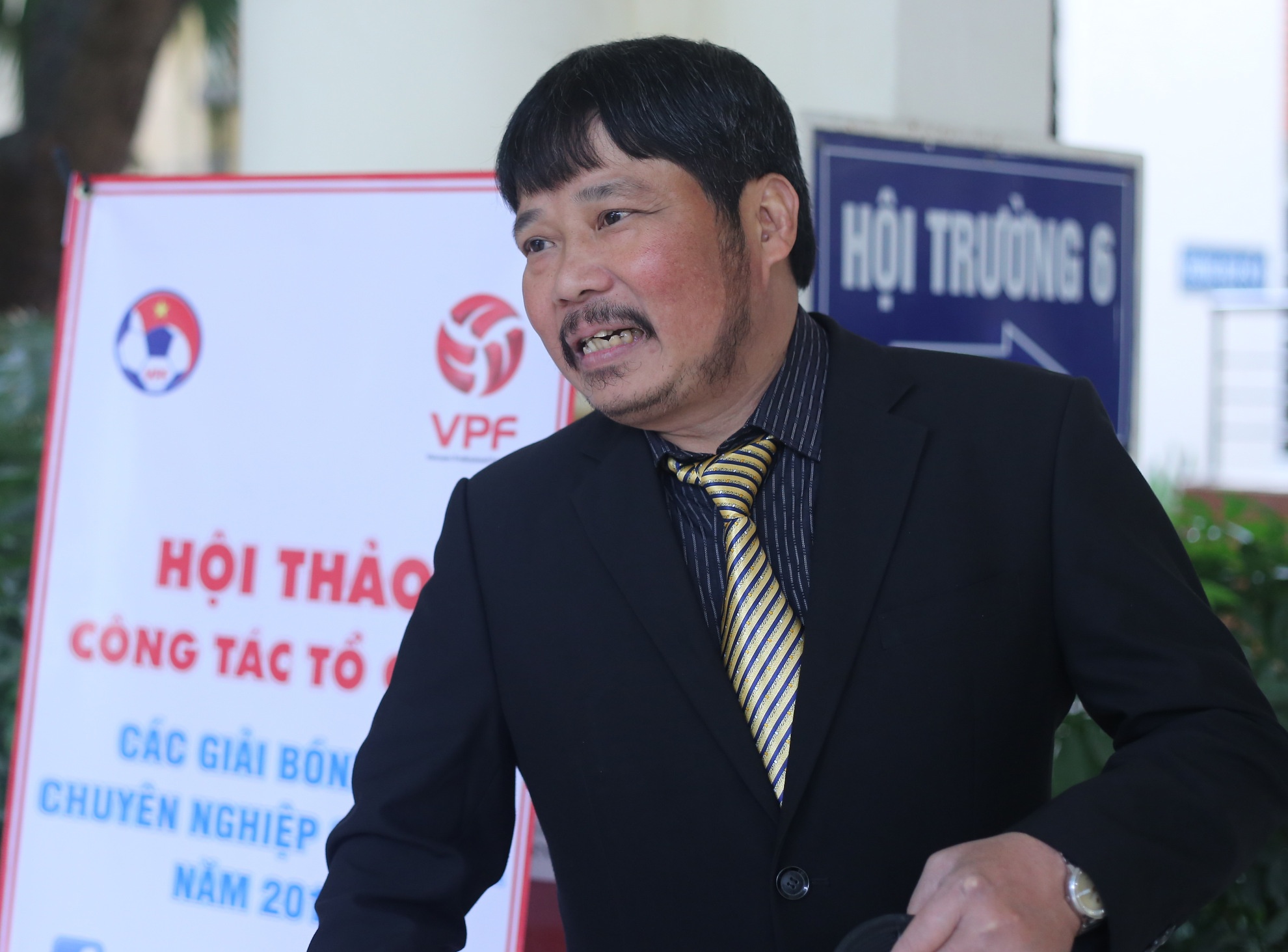 Ông Dương Mạnh Hùng không được tham dự Hội thảo do không có giấy mời. 