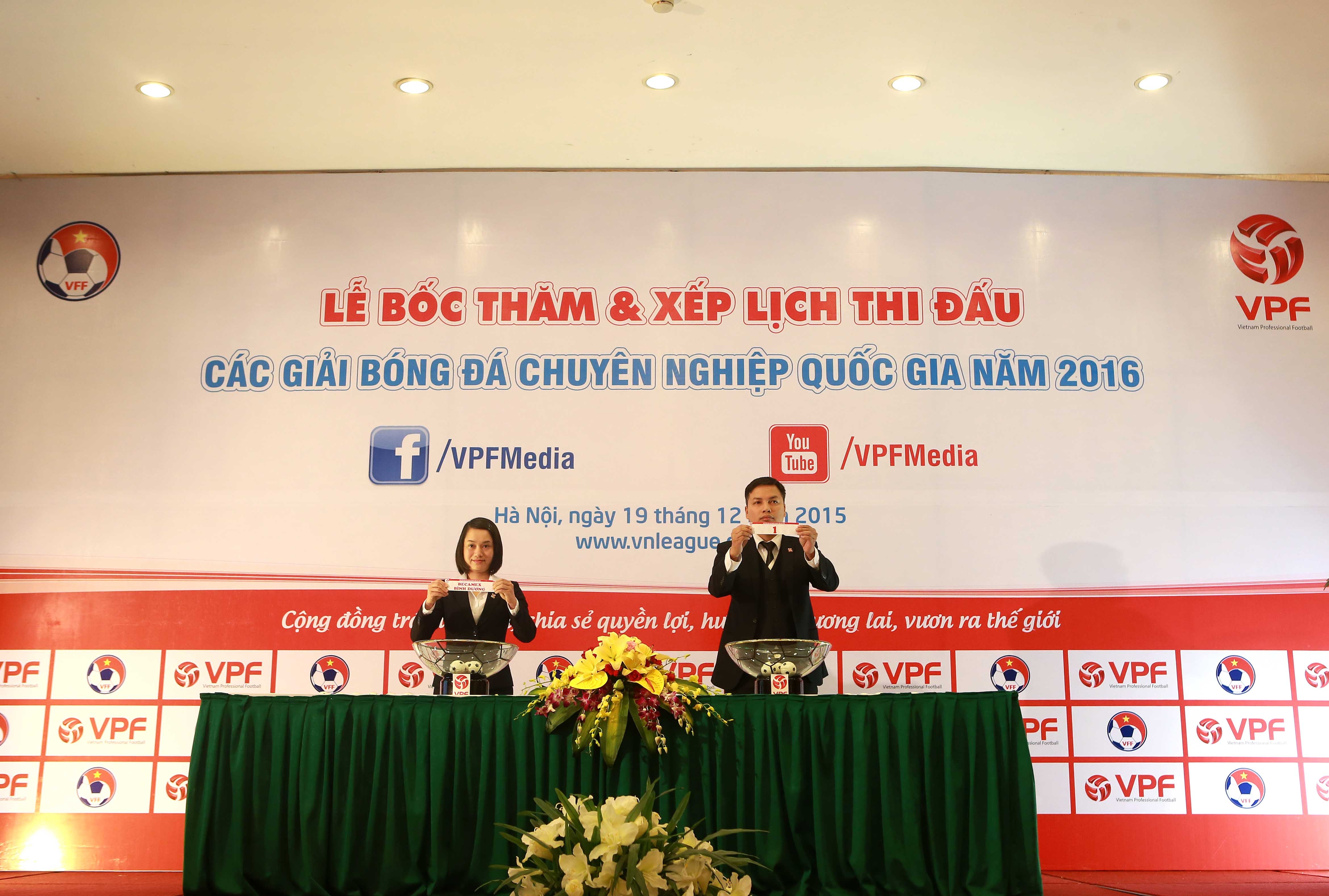 HAGL gap doi moi len hang o tran ra quan V.League 2016 hinh anh