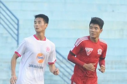 Tien dao U19 VN ghi ban giup Quang Ninh cam hoa CLB Ha Noi hinh anh