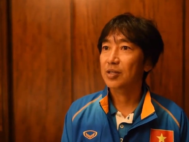 HLV Miura chia se doc quyen voi AFC truoc tran ra quan cua U23 Viet Nam hinh anh