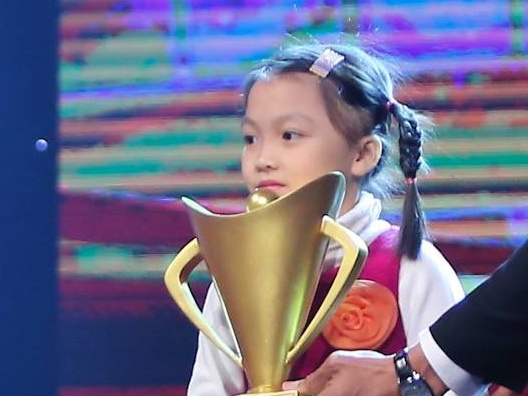 Ky thu 8 tuoi vuot qua Anh Vien, Cong Phuong hinh anh